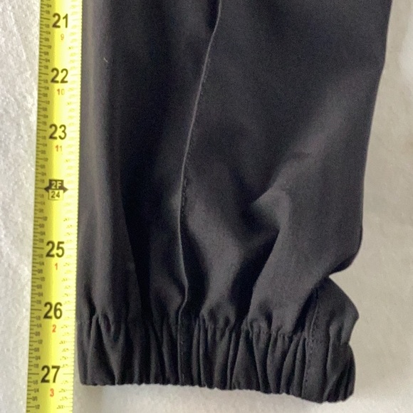 Lululemon joggers - Picture 11 of 16